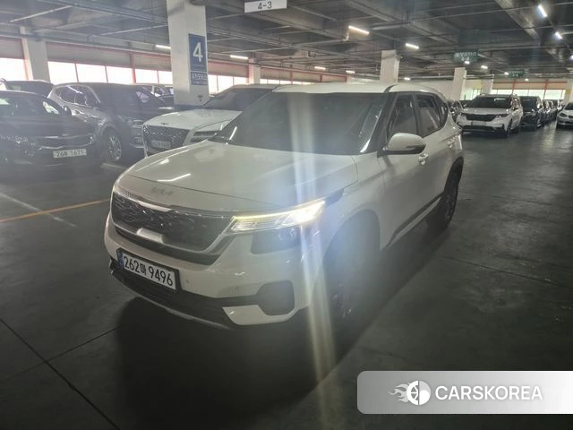 Kia Seltos 2021 Белый из Кореи