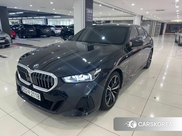 BMW 5 Series (G60) 2024 Серый из Кореи