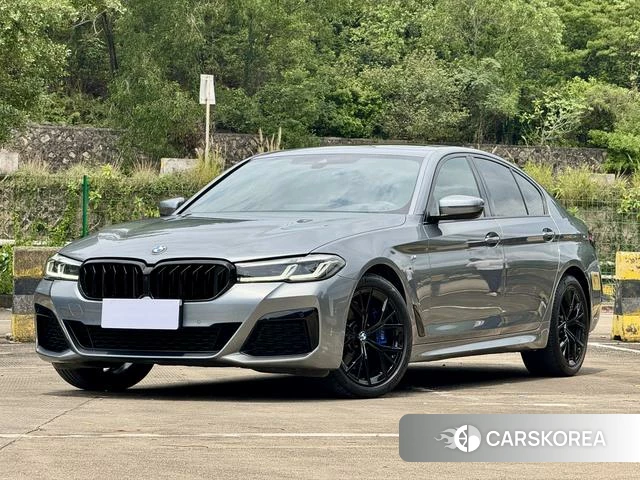 BMW 5 series (imported) 2022 Темно-серый из Китая