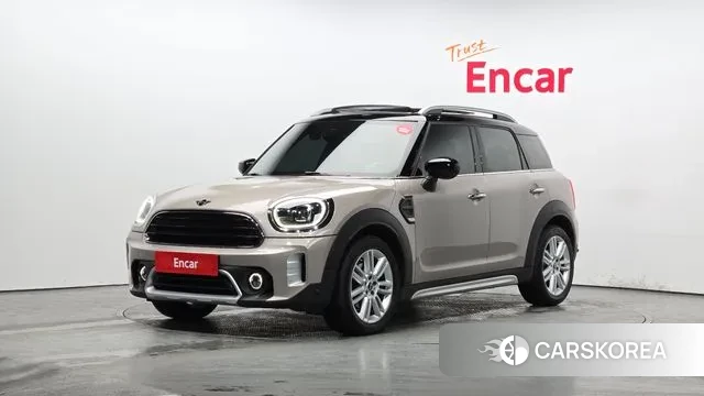 Mini Cooper Countryman 2022 Жемчужный цвет из Кореи