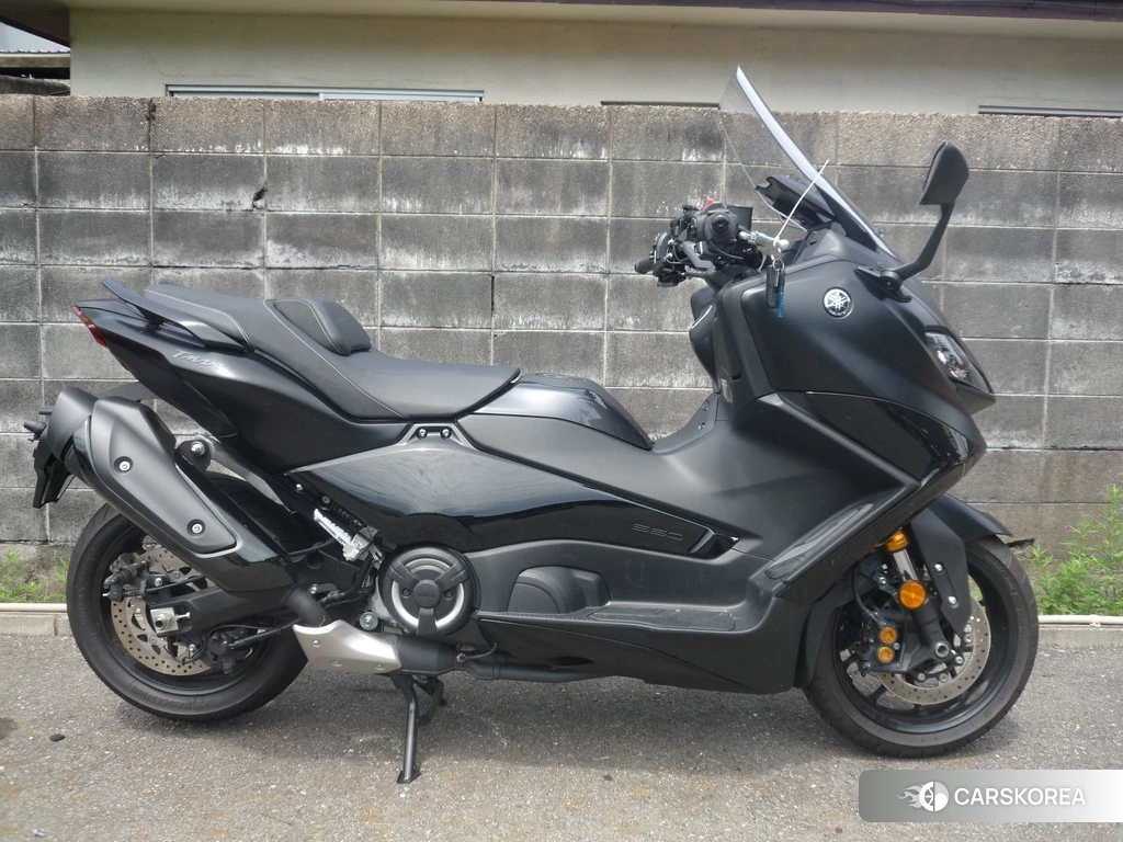 Проданный Yamaha T-MAX 560 TECH MAX 2024 из Японии, фото 2