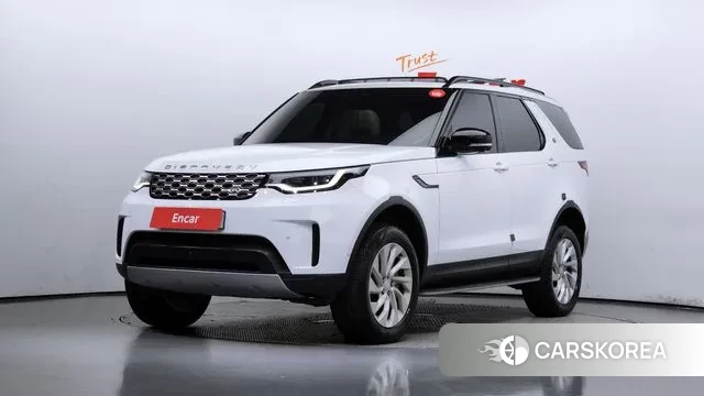 Land Rover Discovery 5 2024 Белый из Кореи