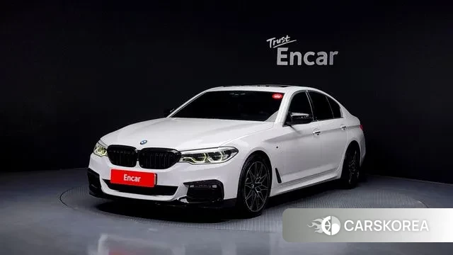 BMW 5 Series (G30) 2018 Белый из Кореи
