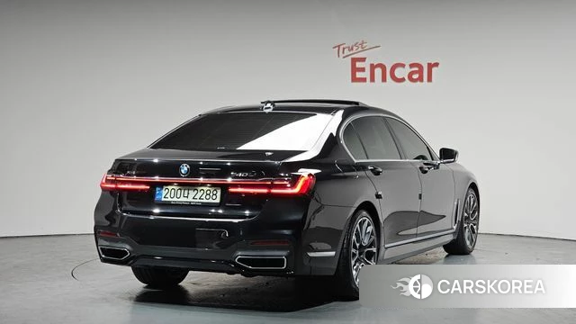 BMW 7 Series (G11) 2021 Черный из Кореи