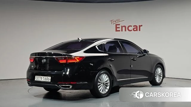 Kia Come New K7 2018 Черный из Кореи