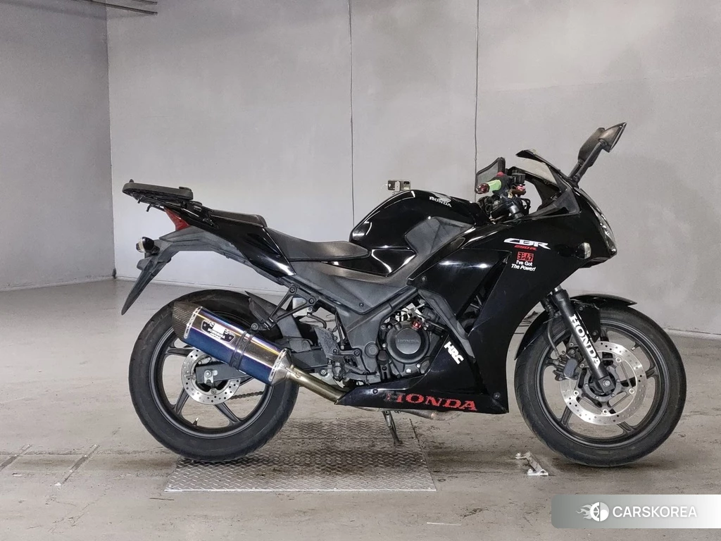 Проданный Honda CBR250R 2015 из Японии, фото 2