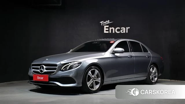 Mercedes-Benz E-Class W213 2019 Серый из Кореи
