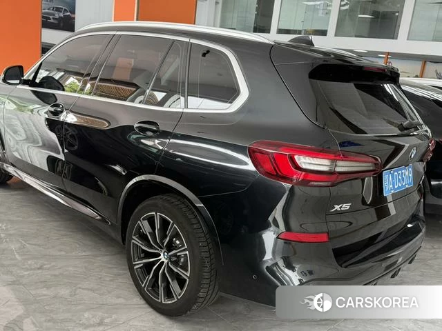 BMW X5 (imported) 2022 Черный из Китая
