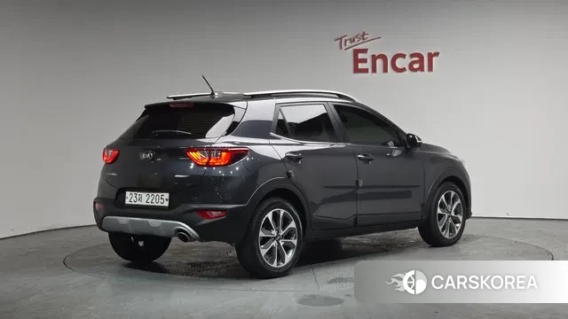 Kia Stonic 2018 Серый из Кореи