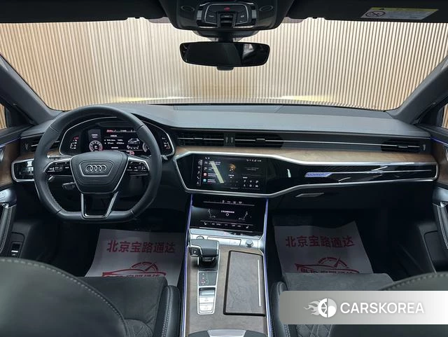 Audi A6L 2023 Черный из Китая