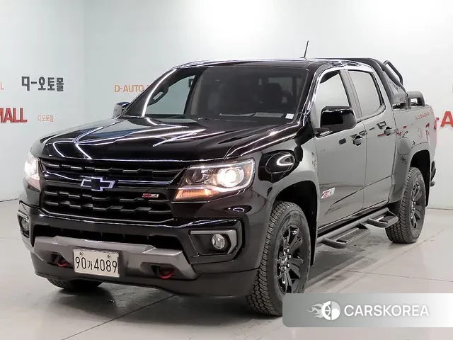 Chevrolet (GM Daewoo) Real New Colorado 2022 Черный из Кореи