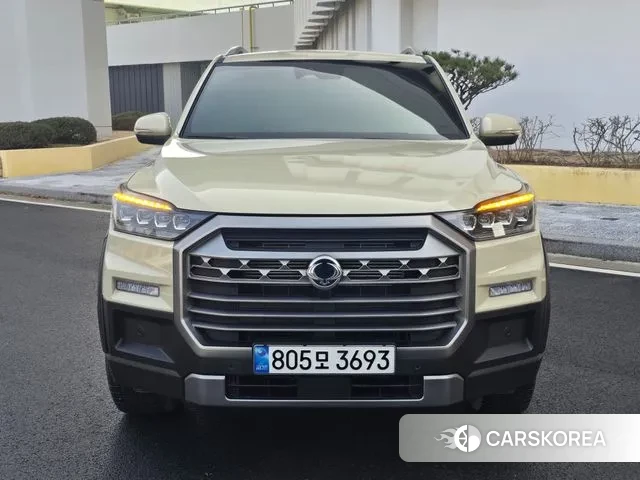 Ssangyong The New Rexton Sport 2024 Жемчужный цвет из Кореи