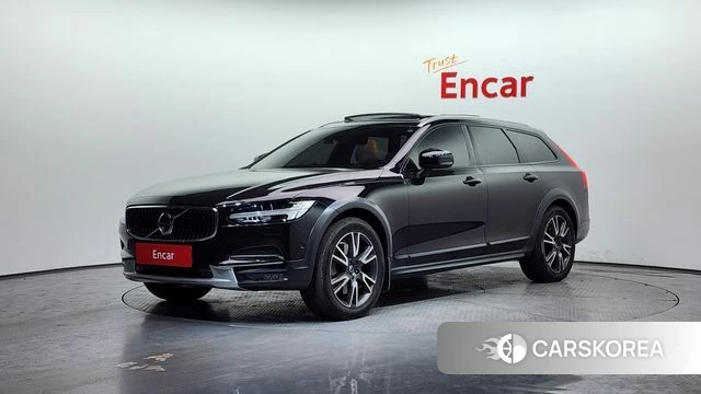 Volvo V90 Cross-Country 2018 Черный из Кореи