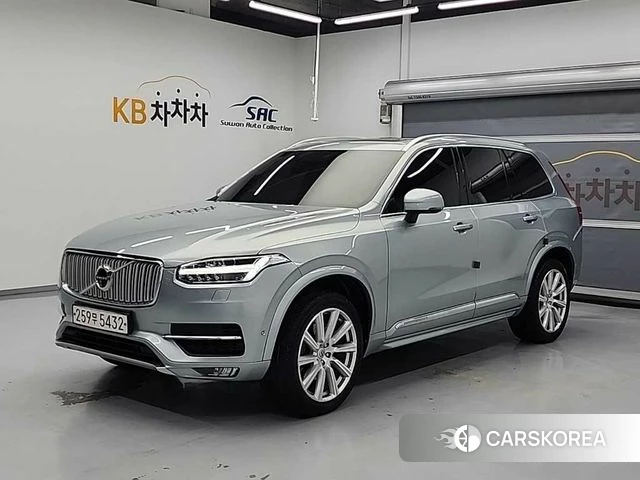 Volvo XC90 second Generation 2018 Серебристо-серый из Кореи