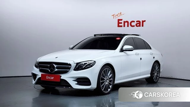 Mercedes-Benz E-Class W213 2019 Белый из Кореи