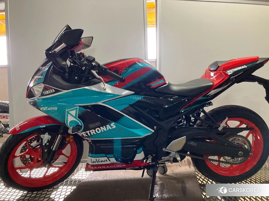 Проданный Yamaha YZF-R3 2021 из Японии