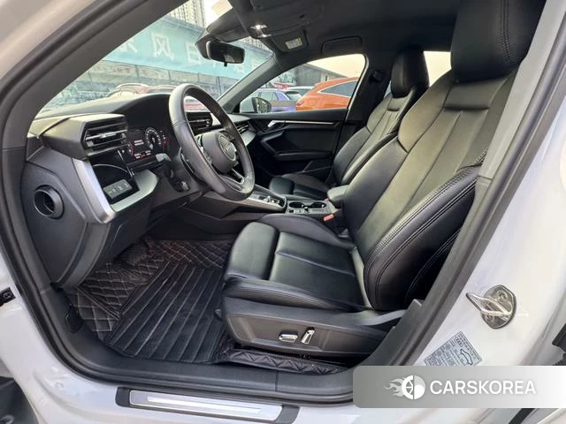 Audi A3 2021 Белый из Китая