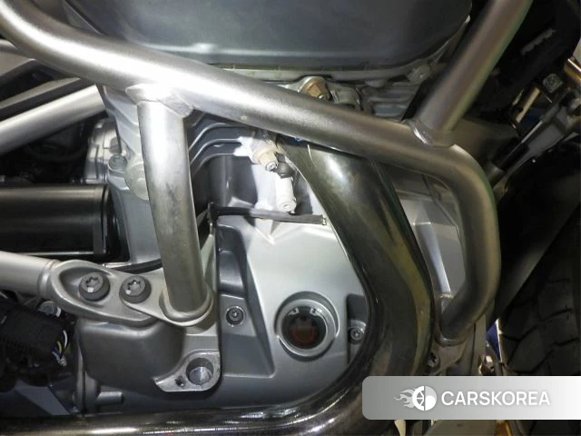 Engine photo