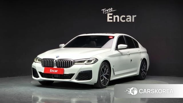 BMW 5 Series (G30) 2022 Белый из Кореи