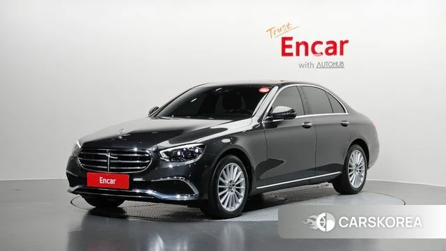 Mercedes-Benz E-Class W213 2021 Серый из Кореи