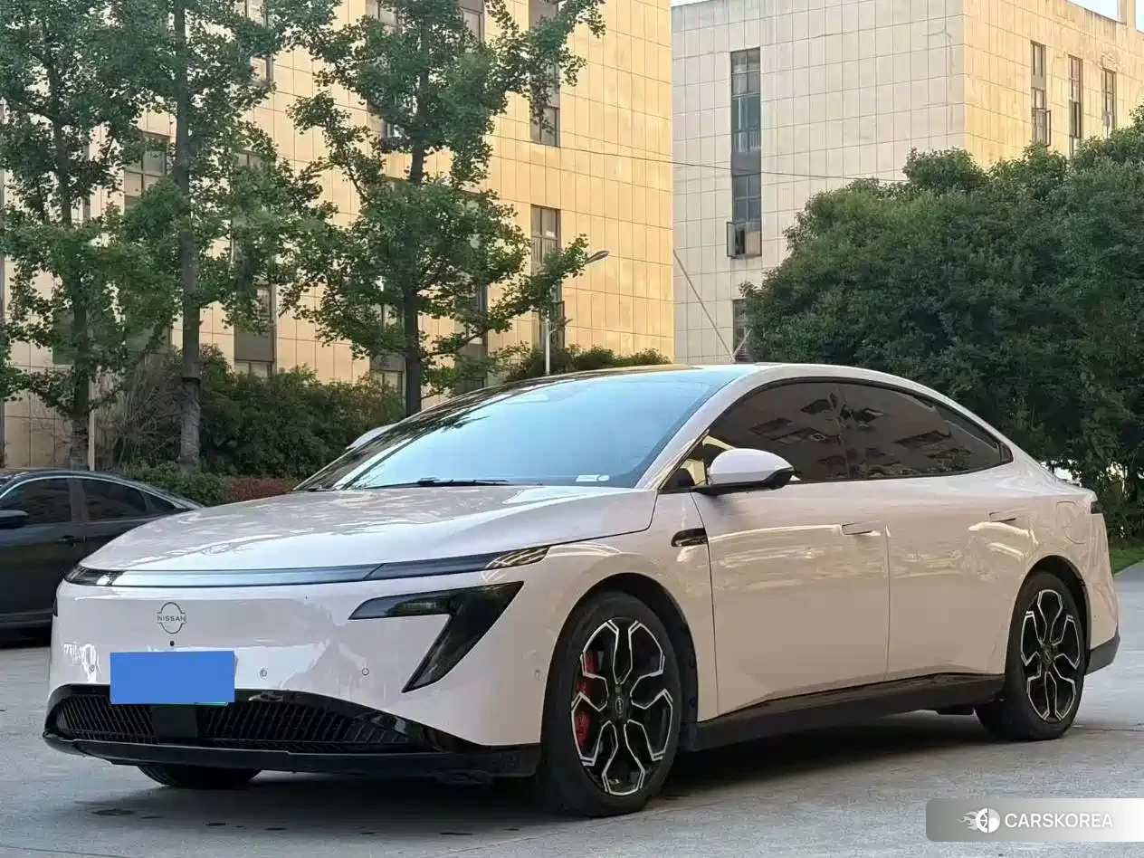Nissan N7 2025 Red/purple из Китая