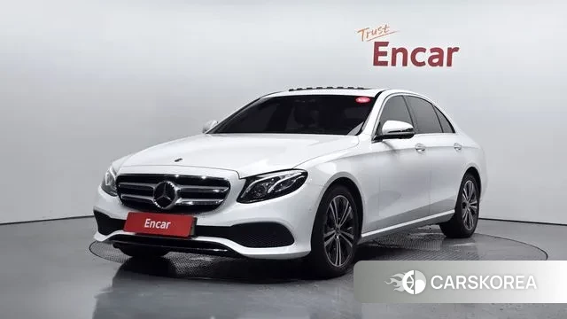 Mercedes-Benz E-Class W213 2020 Белый из Кореи