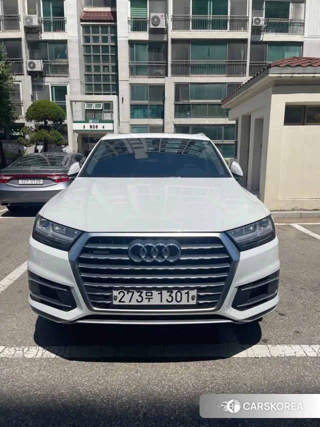Audi Q7 (4M) 2019 Белый из Кореи