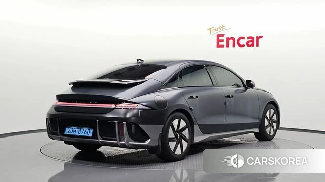 Hyundai Ionic 6 2023 Зеленый из Кореи
