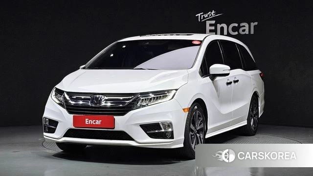 Honda Odyssey 2020 Белый из Кореи