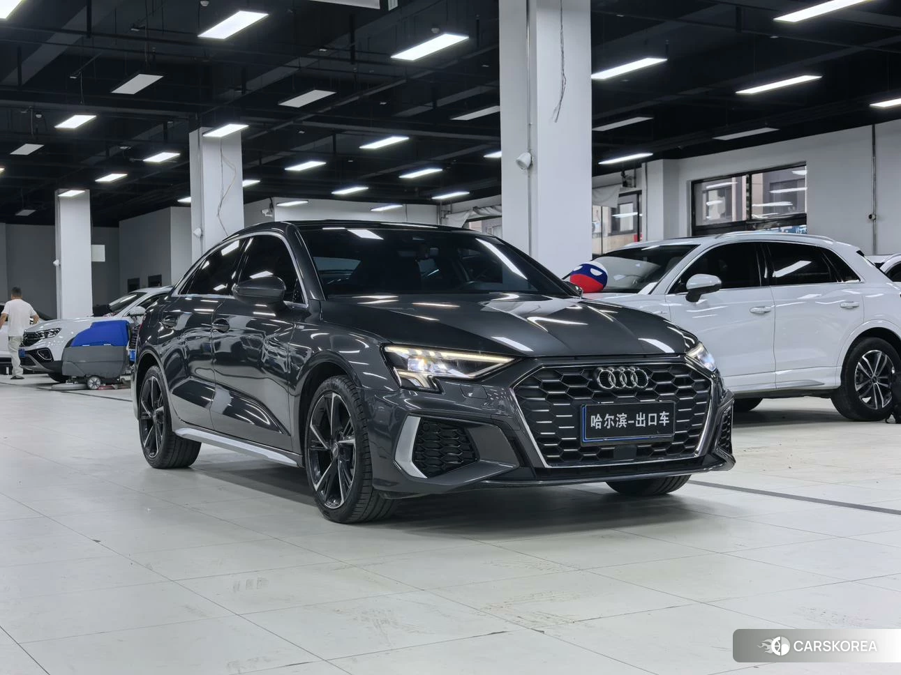 Audi A3 2021 Темно-серый из Китая