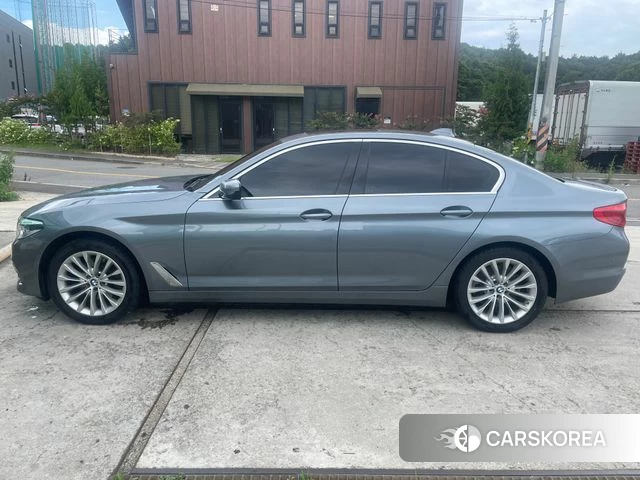BMW 5 Series (G30) 2019 Серый из Кореи