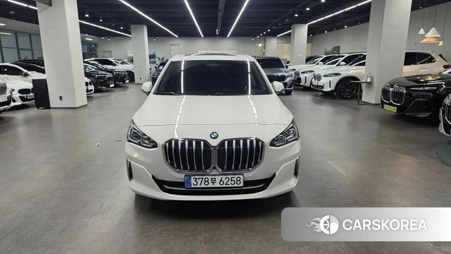 BMW 2 Series Active Tourer (U06) 2023 Белый из Кореи