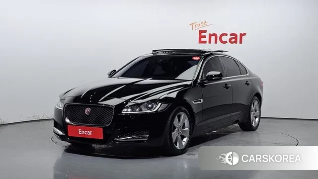 Jaguar XF (X260) 2018 Черный из Кореи