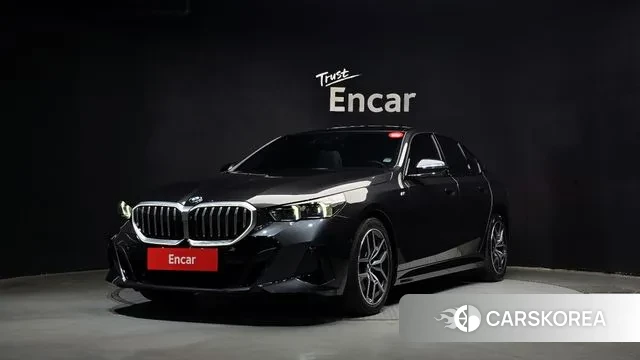 BMW 5 Series (G60) 2024 Серый из Кореи