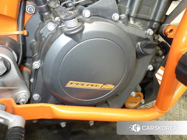 Engine photo