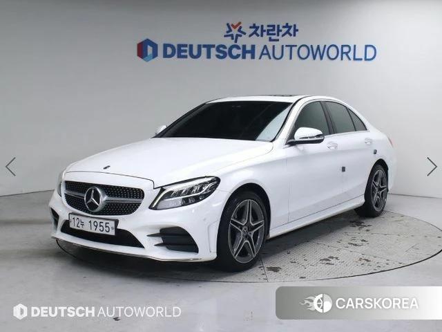 Mercedes-Benz C-Class W205 2019 Белый из Кореи