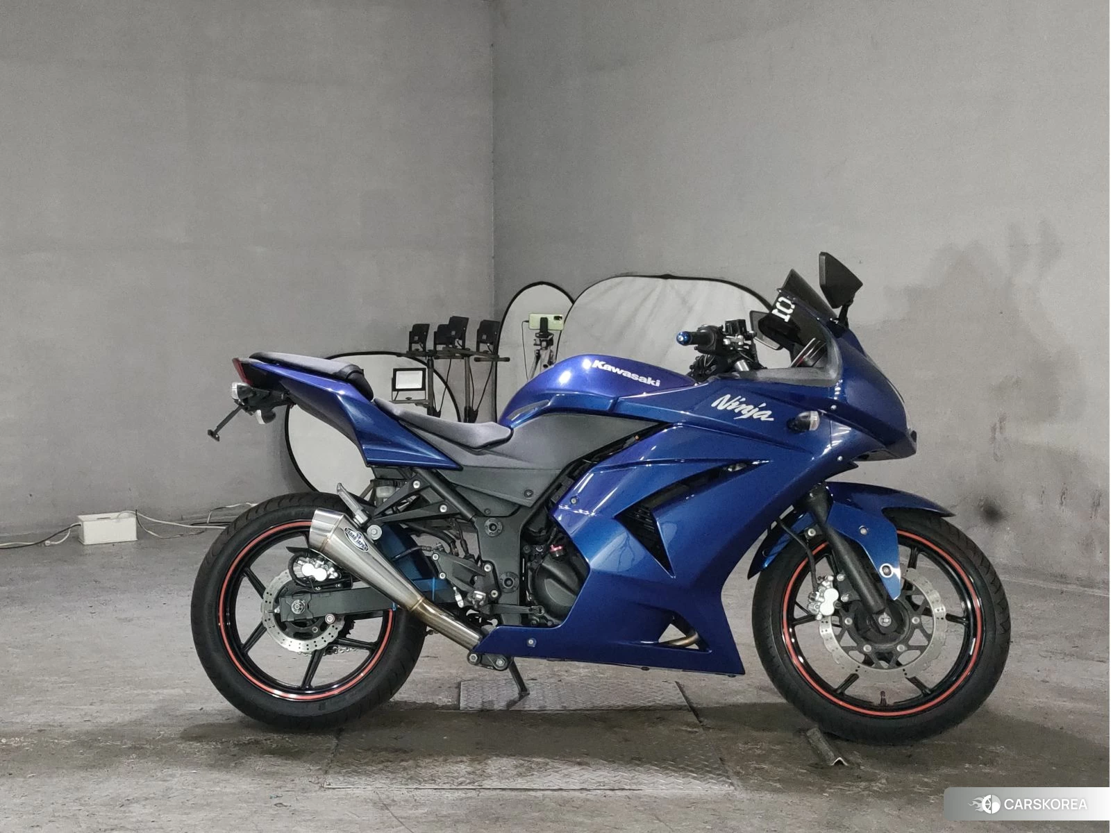 Kawasaki NINJA 250R 2011 из Японии, фото 3