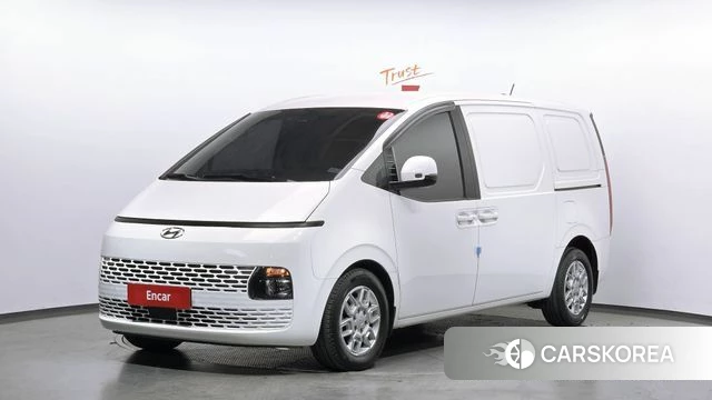 Hyundai Staria 2022 Белый из Кореи