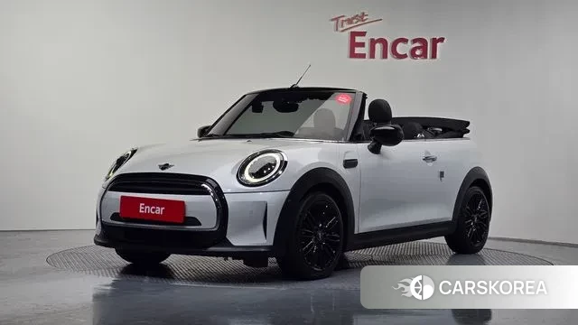 Mini Cooper Convertible 2023 Белый из Кореи