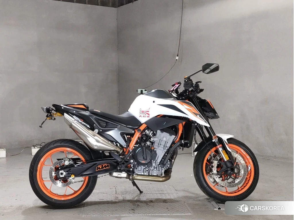 Проданный KTM 890 DUKE R 2021 из Японии
