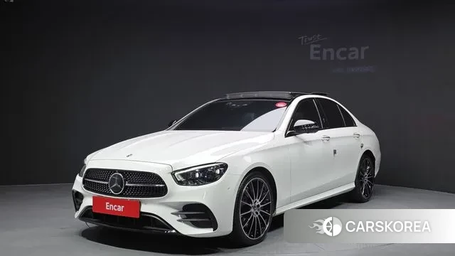 Mercedes-Benz E-Class W213 2022 Белый из Кореи