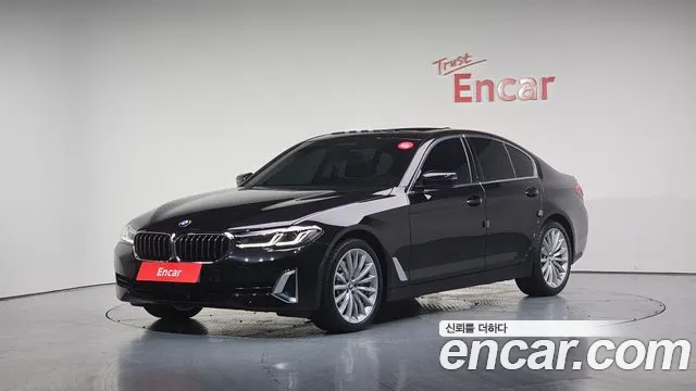 BMW 5 Series (G30) 2023 Черный из Кореи