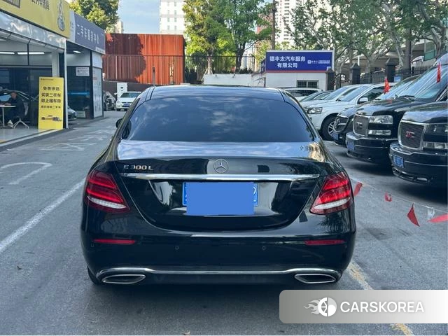 Mercedes-Benz E-class 2018 Черный из Китая