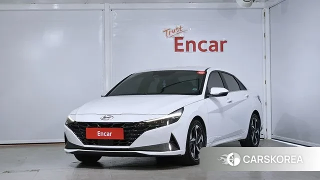 Hyundai Avante Hybrid (CN7) 2022 Белый из Кореи