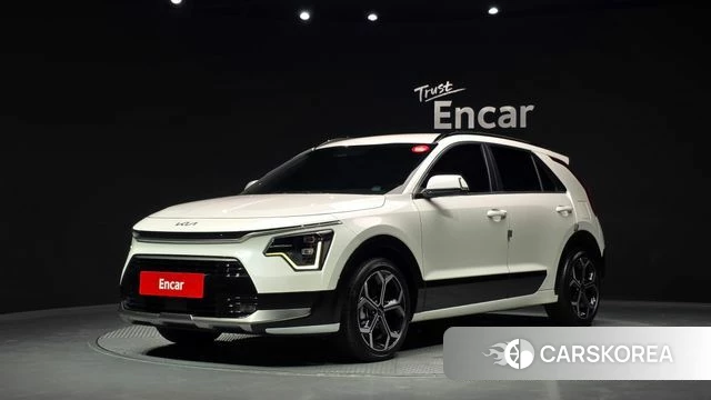 Kia Di Ol Nu Niro 2025 Белый из Кореи
