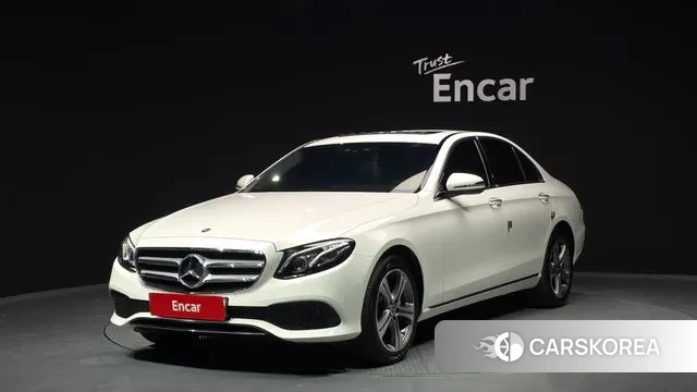 Mercedes-Benz E-Class W213 2019 Белый из Кореи
