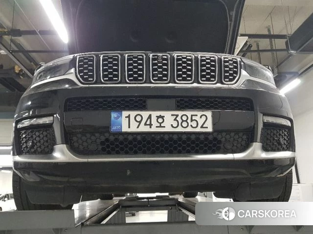 Jeep Grand Cherokee (WL) 2022 Черный из Кореи