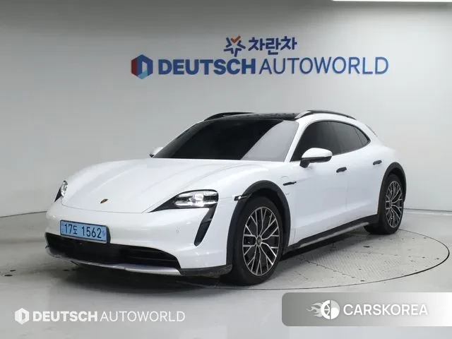 Porsche Taycan 2024 Белый из Кореи