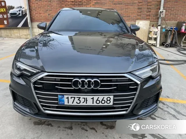 Audi A6 (C8) 2020 Серый из Кореи