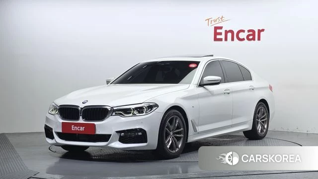 BMW 5 Series (G30) 2018 Белый из Кореи